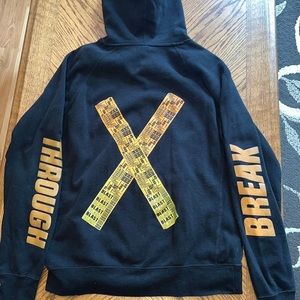 Blast 2020 Break Through hoodie Sweatshirt Size Med